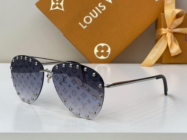 Louis Vuitton Sunglasses AAA+ ID:20220317-579